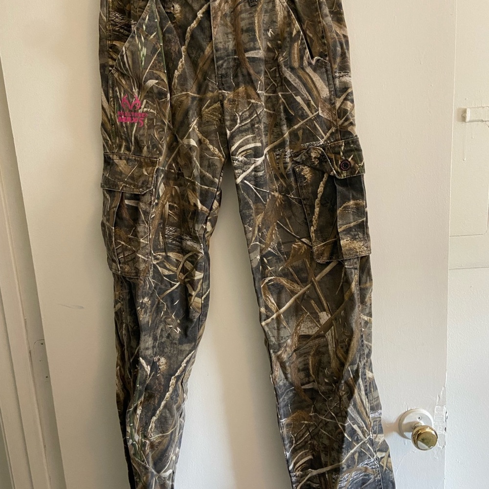 Women’s Camouflage Cargo Hunt Pants